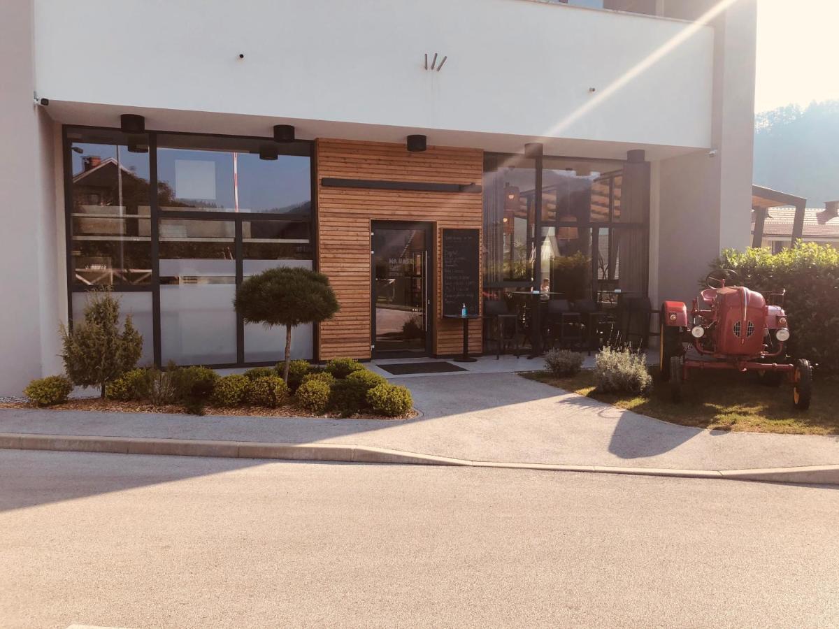Na Vasi Restavracija In Prenocisca Hotel Skofja Loka ภายนอก รูปภาพ