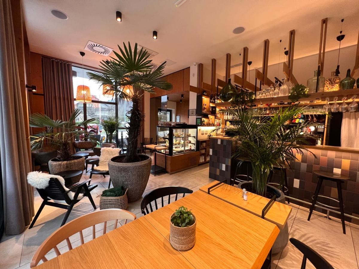 Na Vasi Restavracija In Prenocisca Hotel Skofja Loka ภายนอก รูปภาพ